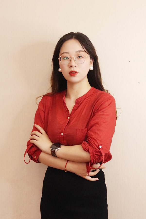 吴起张治华 本科学历，毕业于陕西师范大学